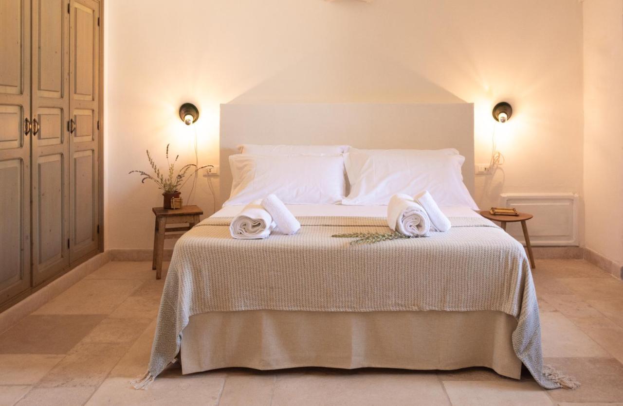 Bed and Breakfast Masseria Gorgognolo Ostuni Exterior foto