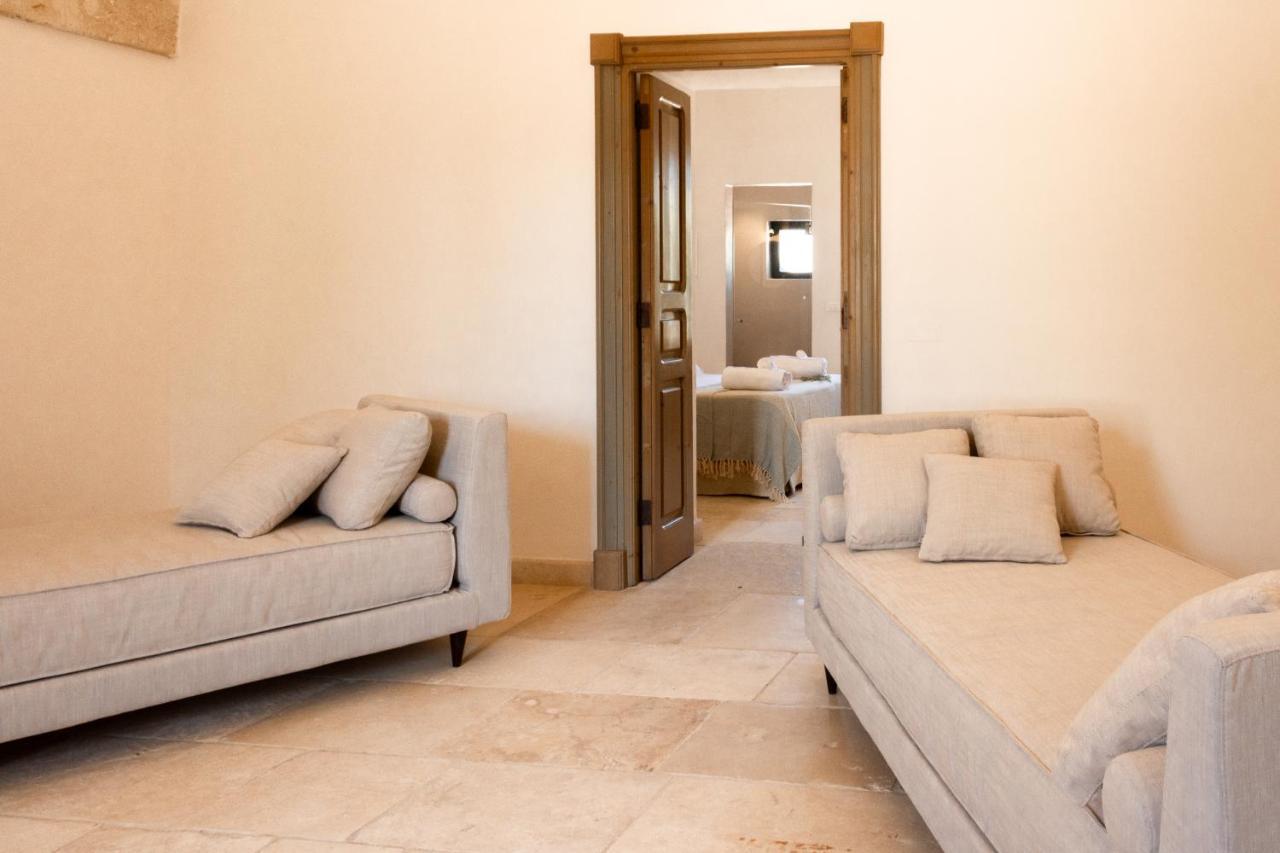 Bed and Breakfast Masseria Gorgognolo Ostuni Exterior foto