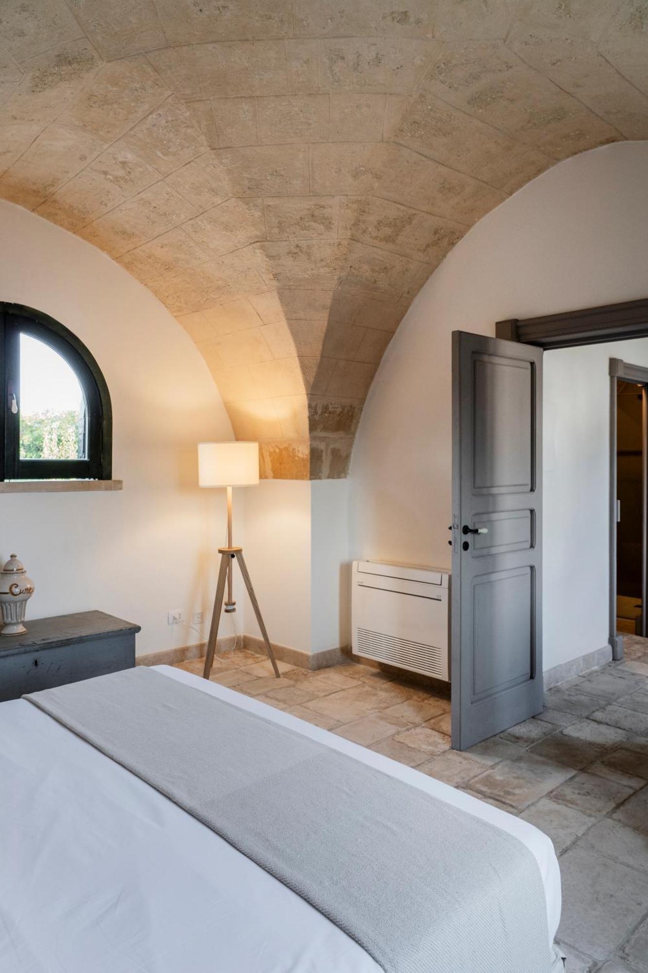 Bed and Breakfast Masseria Gorgognolo Ostuni Exterior foto