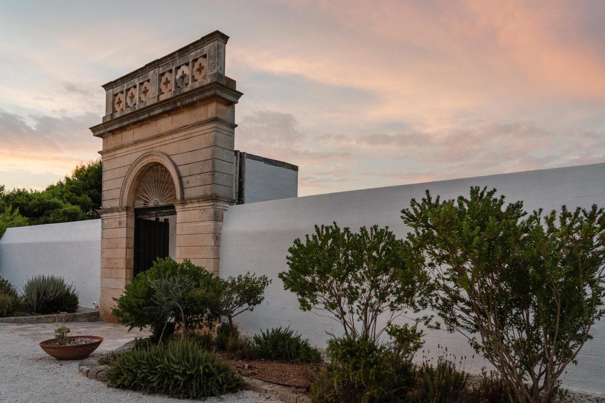 Bed and Breakfast Masseria Gorgognolo Ostuni Exterior foto