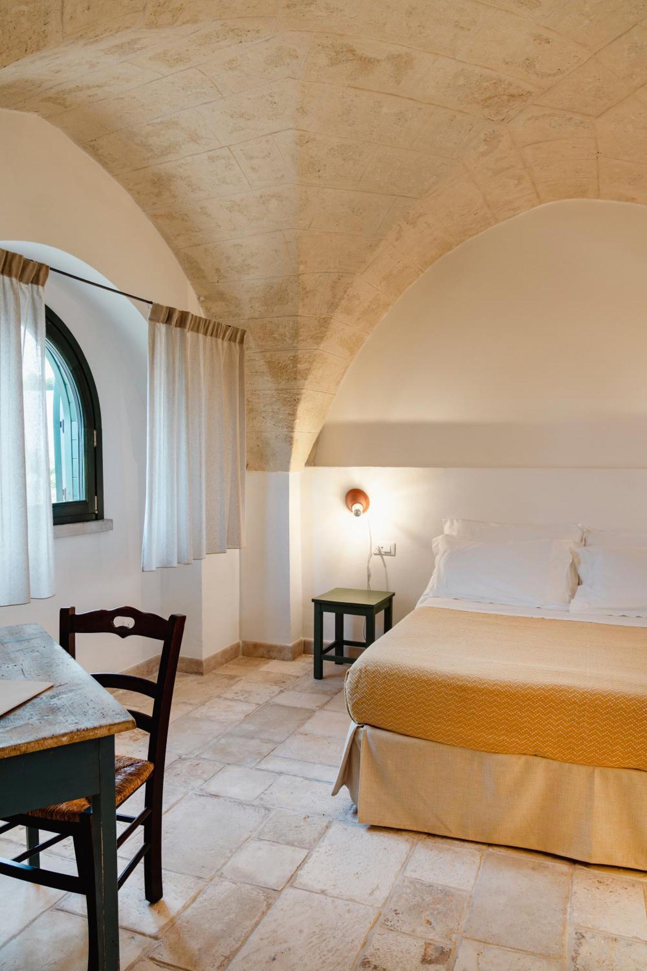 Bed and Breakfast Masseria Gorgognolo Ostuni Exterior foto