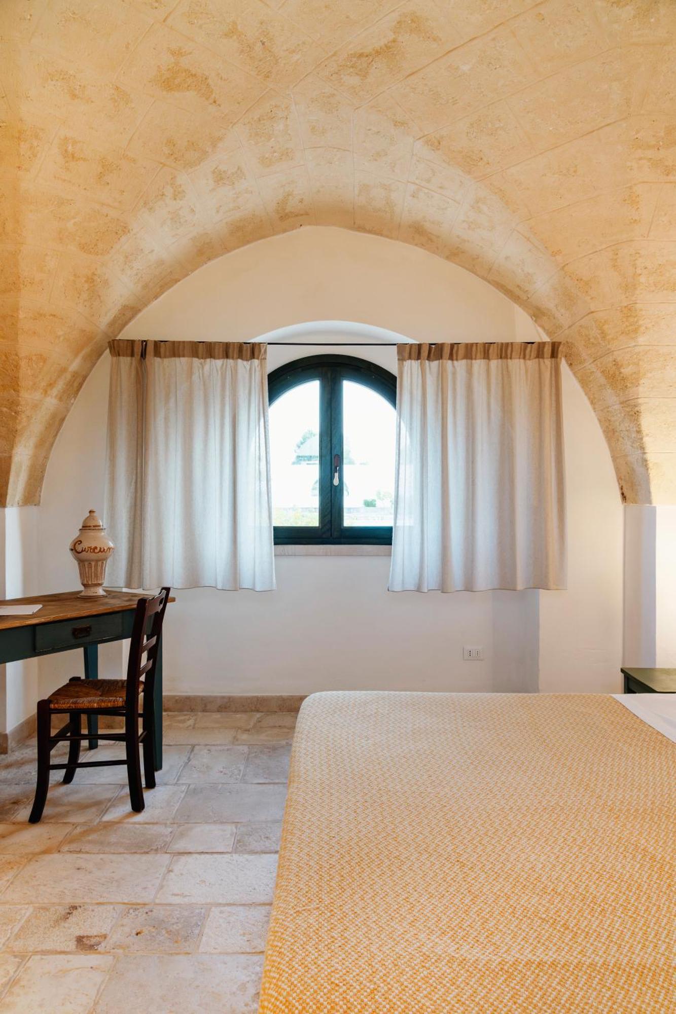 Bed and Breakfast Masseria Gorgognolo Ostuni Exterior foto