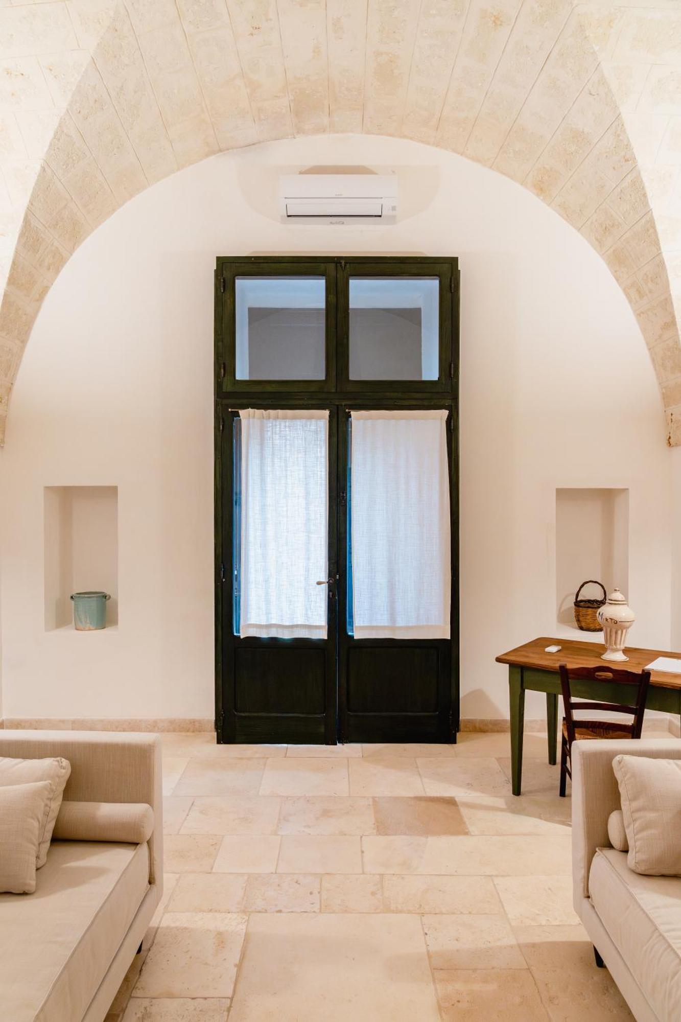 Bed and Breakfast Masseria Gorgognolo Ostuni Exterior foto