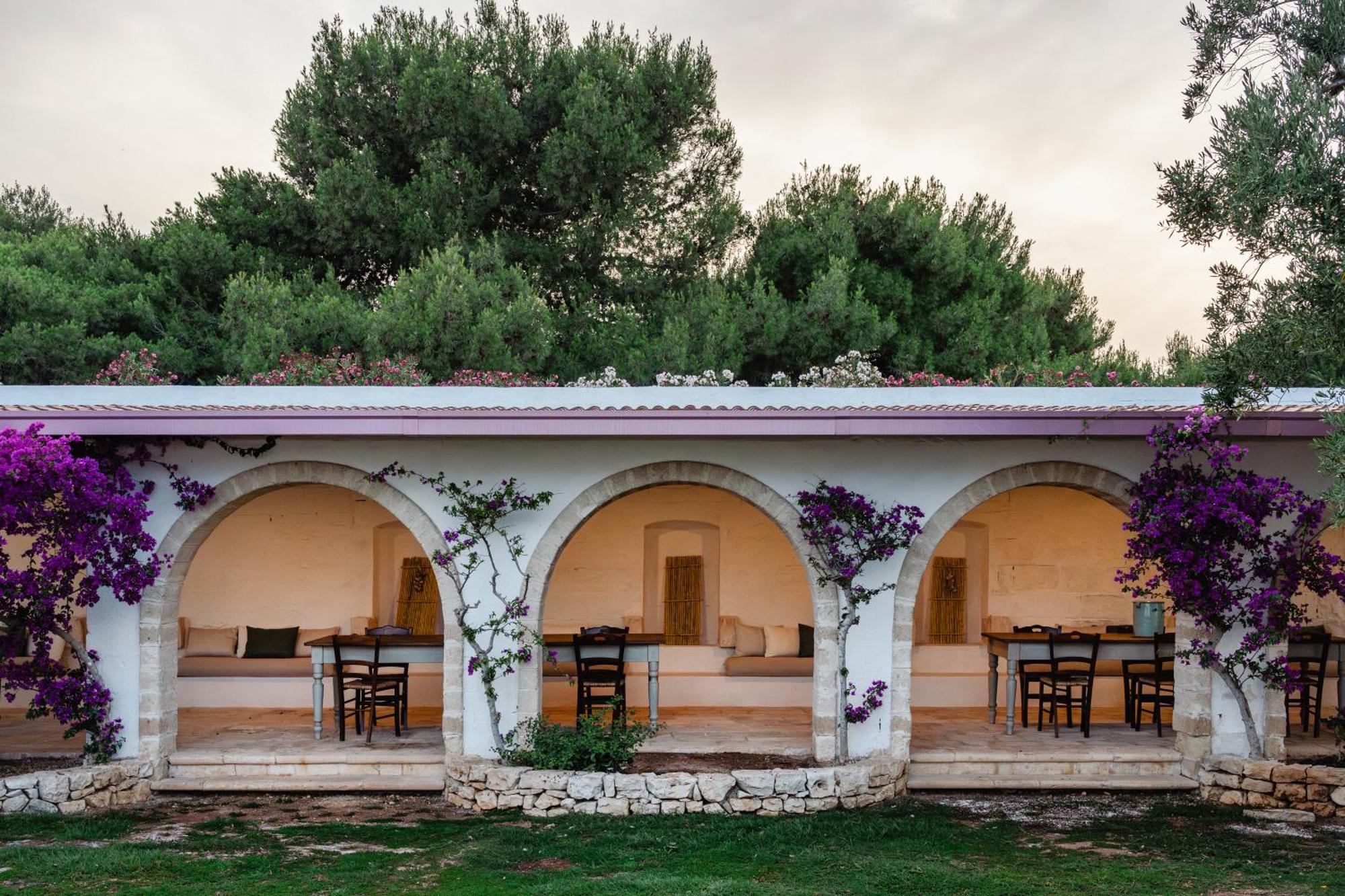 Bed and Breakfast Masseria Gorgognolo Ostuni Exterior foto